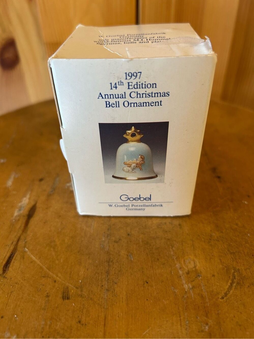 Goebel 1997 14th edition annual Christmas bell ornament (0105)￼